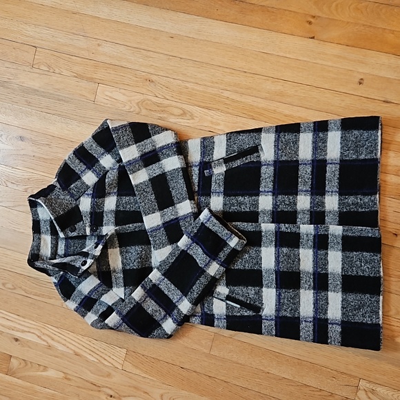 Max Studio Wool Coat size M. - Picture 2 of 7